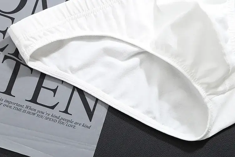Pánské spodní prádlo Jednobarevné letní bavlněné spodky Pánské šortky Sexy kalhotky Velká velikost bezešvé pánské kalhotky pro muže