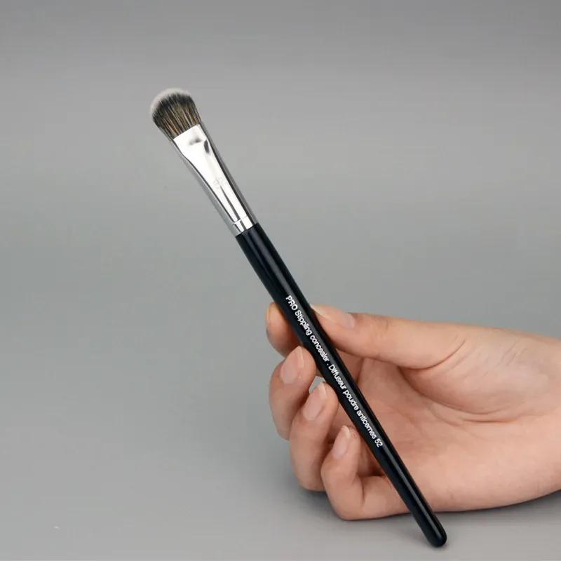 Hot Facial Concealer Makeup Brushes Professional Foundation Concealer Brush Flat Head Nose Shadow Brushes Makeup Tool Supplies