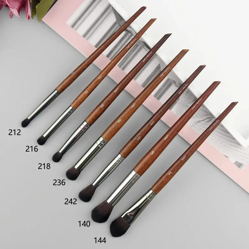 Naturligt træ Øjenmakeup børster hele sæt Pro Crease Øjenskygge Make-up kit smudge highlighter øjenbryn Læbevippebørste praktisk