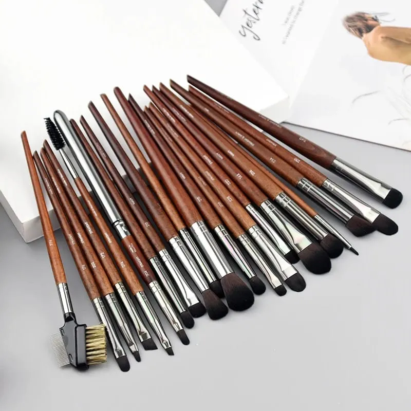 Naturligt træ Øjenmakeup børster hele sæt Pro Crease Øjenskygge Make-up kit smudge highlighter øjenbryn Læbevippebørste praktisk