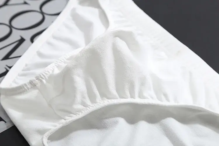 Pánské spodní prádlo Jednobarevné letní bavlněné spodky Pánské šortky Sexy kalhotky Velká velikost bezešvé pánské kalhotky pro muže