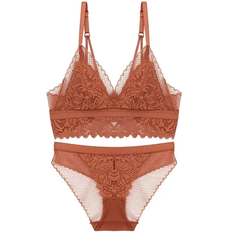 Set pakaian dalam wanita nyaman cup katun nirkabel renda penuh Bralette segitiga cup lembut dan pakaian dalam bra celana dalam transparan