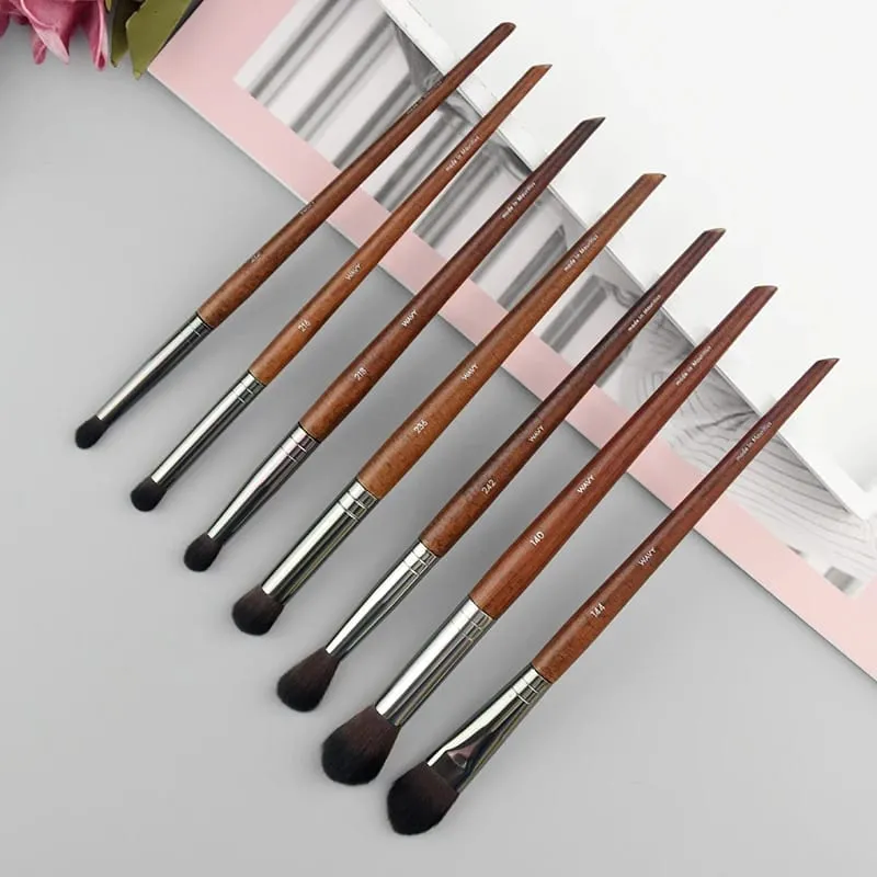 Naturligt træ Øjenmakeup børster hele sæt Pro Crease Øjenskygge Make-up kit smudge highlighter øjenbryn Læbevippebørste praktisk
