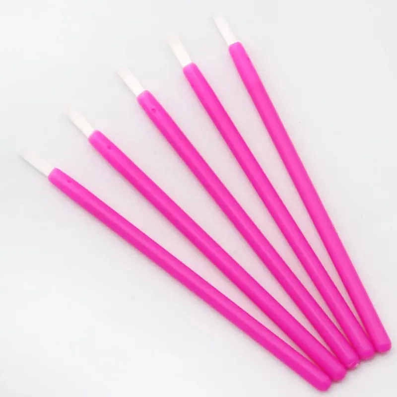50 Pcs Disposable Nylon Lip Brush Lipstick Lip Glossy Wands Clean Applicator Lip Eyeshadow Gloss Brushes Cosmetic Makeup Tools