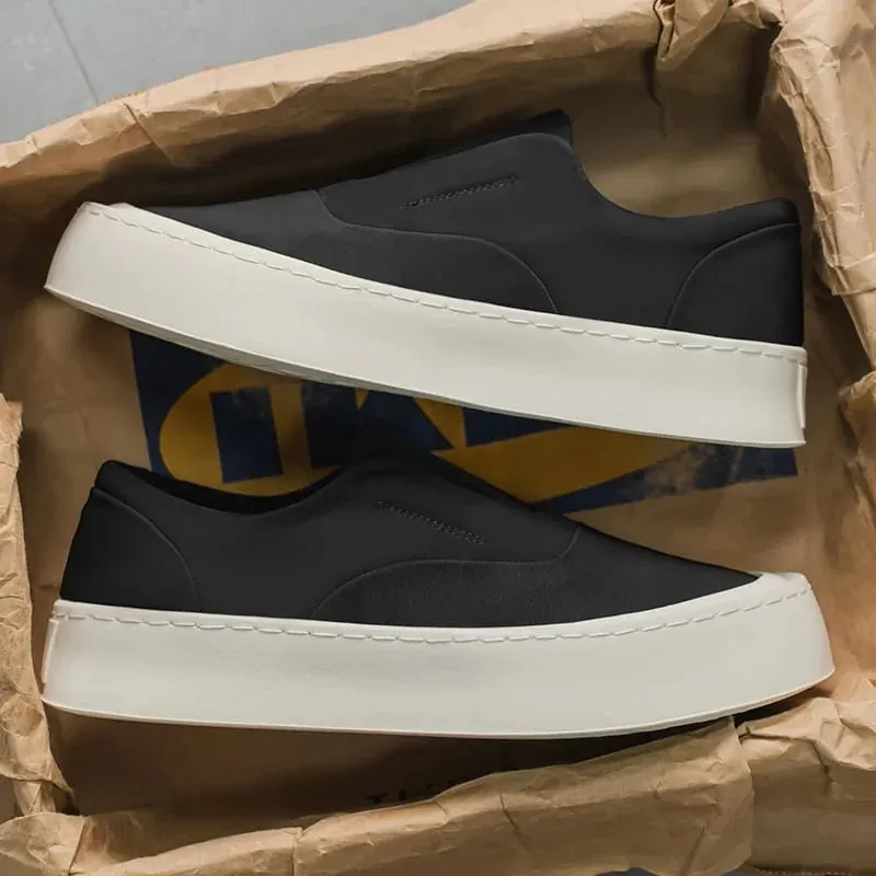 2026 Hot Sale Men's Chunky Platform Slip On Casual Shoes Breathable Soft Lazy Loafers Fashion Thick Sole Daily Walking Sneakers