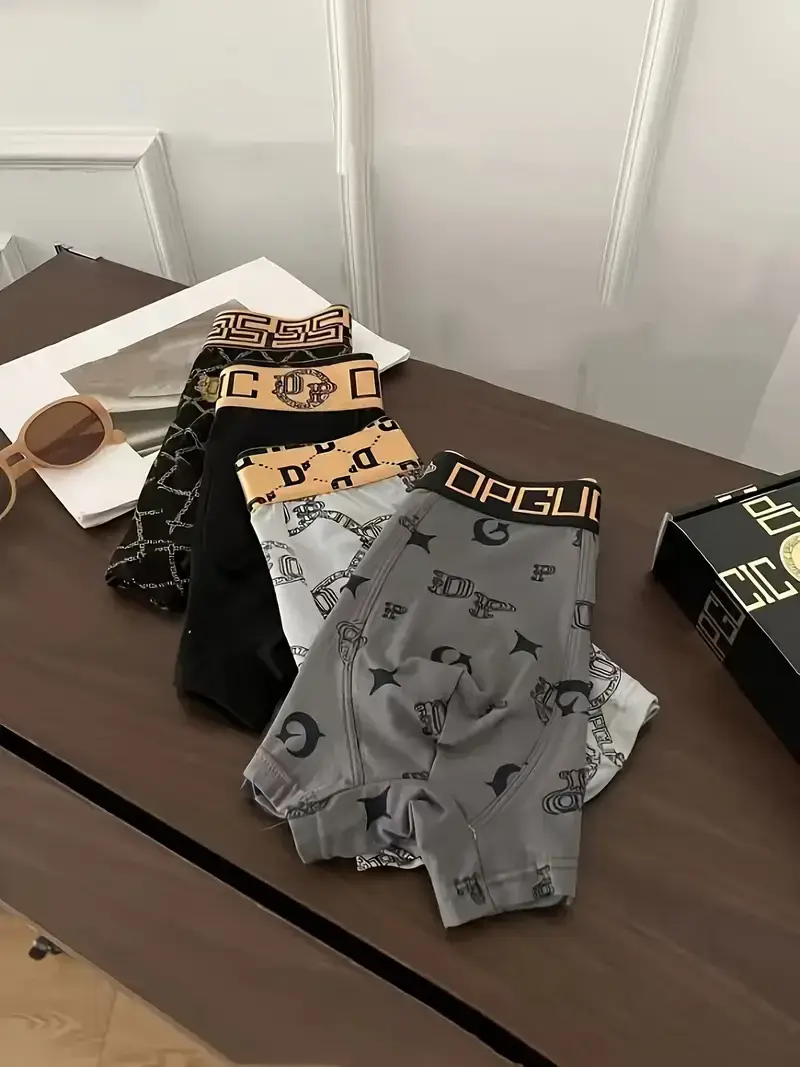 Men's 4PCS Luxury Printed Flat Corner Underwear Gold Belt Luxury Soft Breathable Comfortable Underwear Youth Boxing Pants