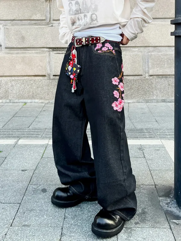 American Vintage Plum Blossom Embroidered Black Baggy Jeans Men Y2K Street Hip-Hop Fashion Trend Versatile Wide-Leg Pants