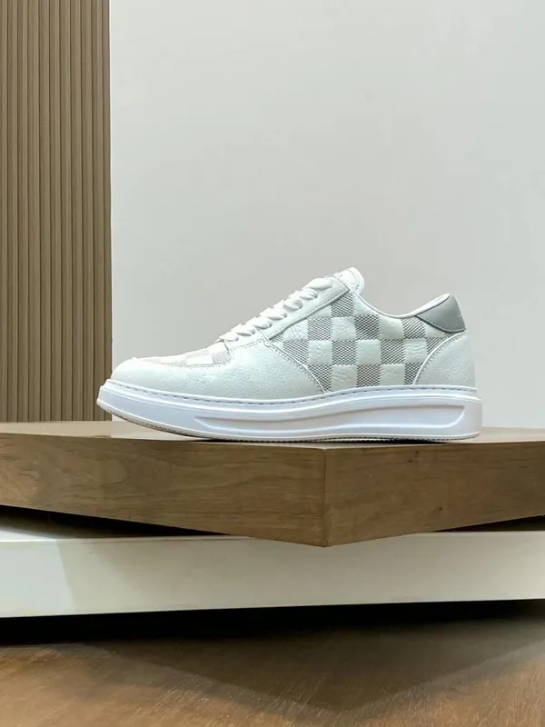 Grain Leather Low‑Top Skate Sneakers Grey White Checkerboard Print Patchwork Non‑Slip Rubber Sole Minimal Versatile Daily Walking Shoes
