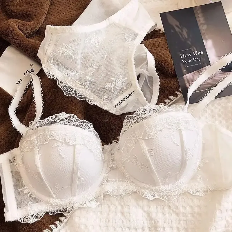 Ensemble deux pièces de lingerie en dentelle brodée française, soutien-gorge à armatures léger, respirant et doux avec soutien léger pour les petites poitrines