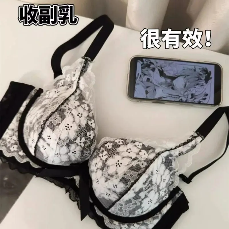 Sexy Lace Lingerie Set Manga-Style Bra Small-Bust Gathering Side-Boob Control Uplifting Comfortable Wireless Bra Set.