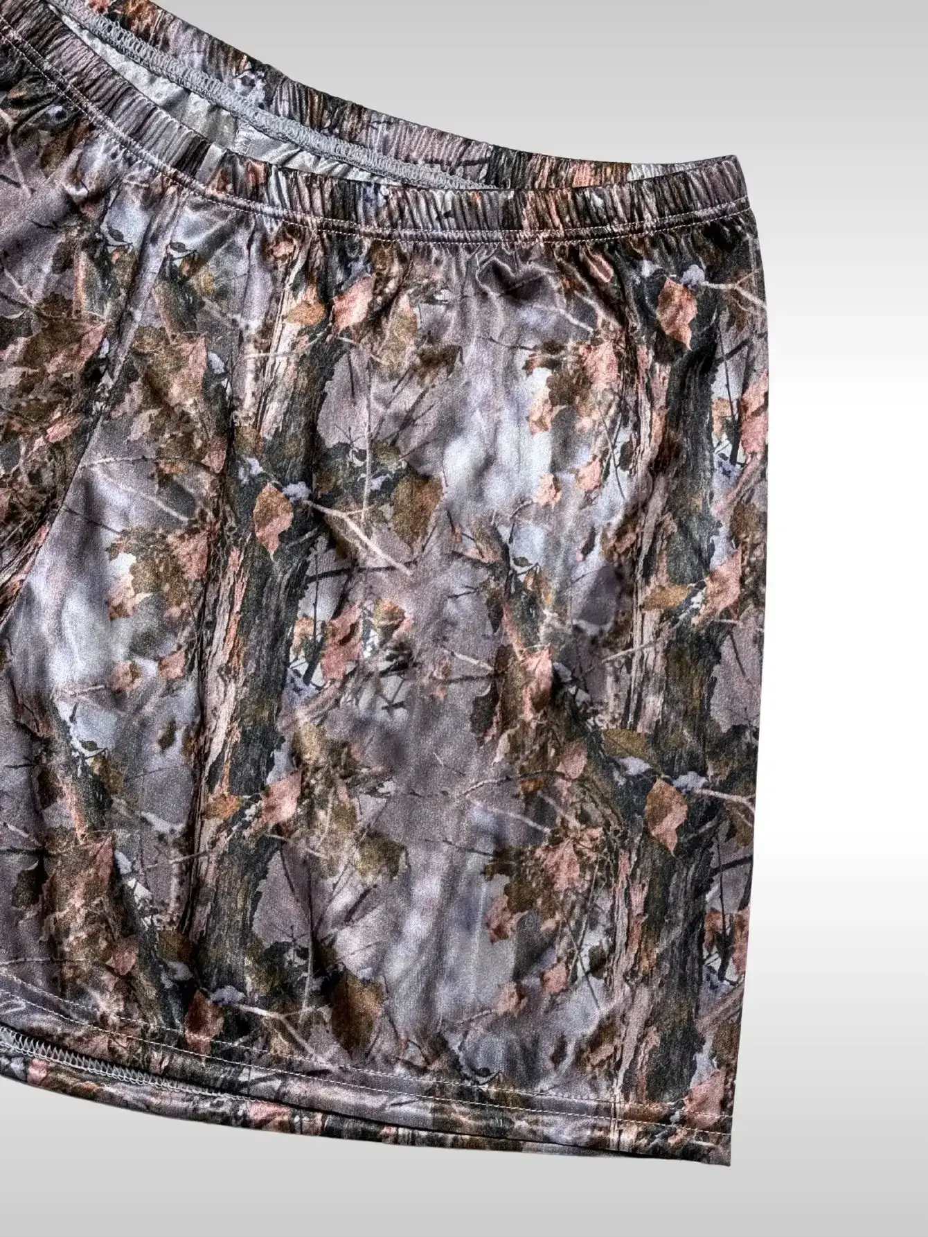 1 Piece Men's Lightweight Breathable Metallic Sheen Casual Home Loungewear - Camouflage Print Satin Sleep Shorts — image 2