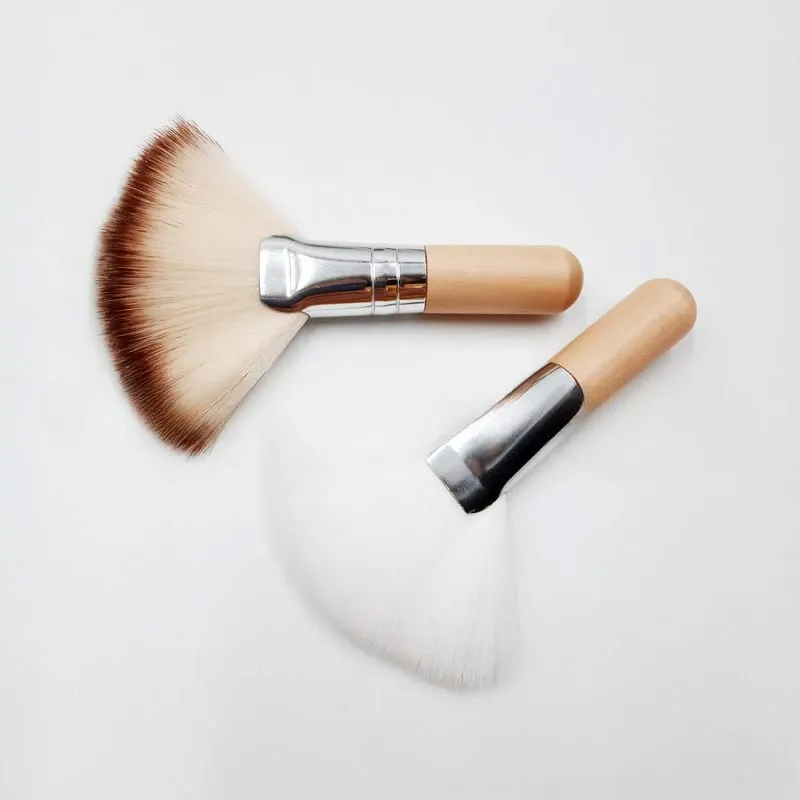 Mini Makeup Brush Gentle Esthetician Cleaning Cosmetic Small White Short Wooden Handle Synthetic Fiber Fan Brushes For Facial — image 4