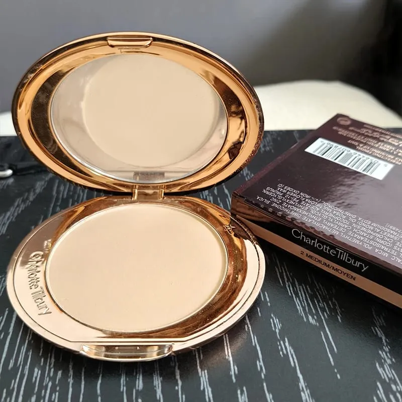 Costume de maquillage CT de luxe, Palette de fards à paupières quatre couleurs, poudre mate, effet correcteur pour le visage, rouge à lèvres, lubrification durable des lèvres — image 16