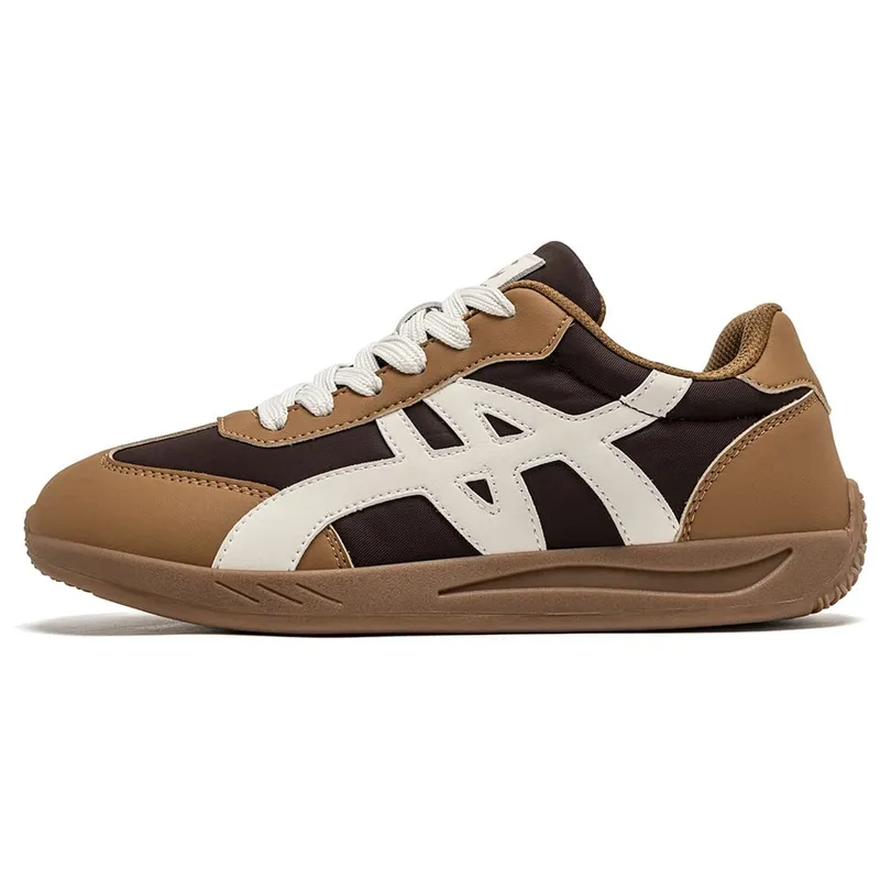 Barefoot Shoes Unisex Wide Width Artificial Leather Sneakers Classic Retro Minimalist Walking Shoes