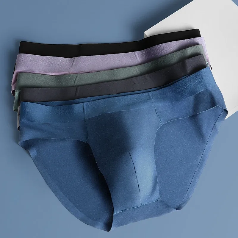 ملابس داخلية للرجال شورت مشروط بدون خياطة نحيف مثير للصيف شورت مثلث رفيع مريح وقابل للتنفس