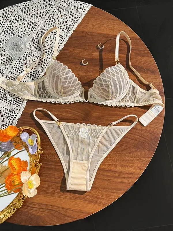 New Lace Transparent Lingerie Set Sexy Hot V Neck Anti Sagging Breathable Bra Panty Ensemble Fashion Daily Women Clothes Supply — image 9