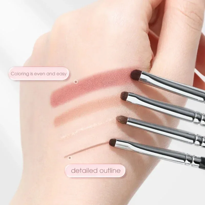 4ks jemné štětce na oční stíny Smudge Precision Eyeliner Smudge Makeup Brush Zvýrazňovač očních víček Ležící štětce na líčení bource morušového Nástroje
