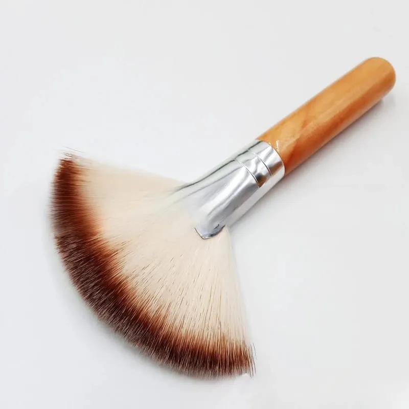 Mini Makeup Brush Gentle Esthetician Cleaning Cosmetic Small White Short Wooden Handle Synthetic Fiber Fan Brushes For Facial — image 7