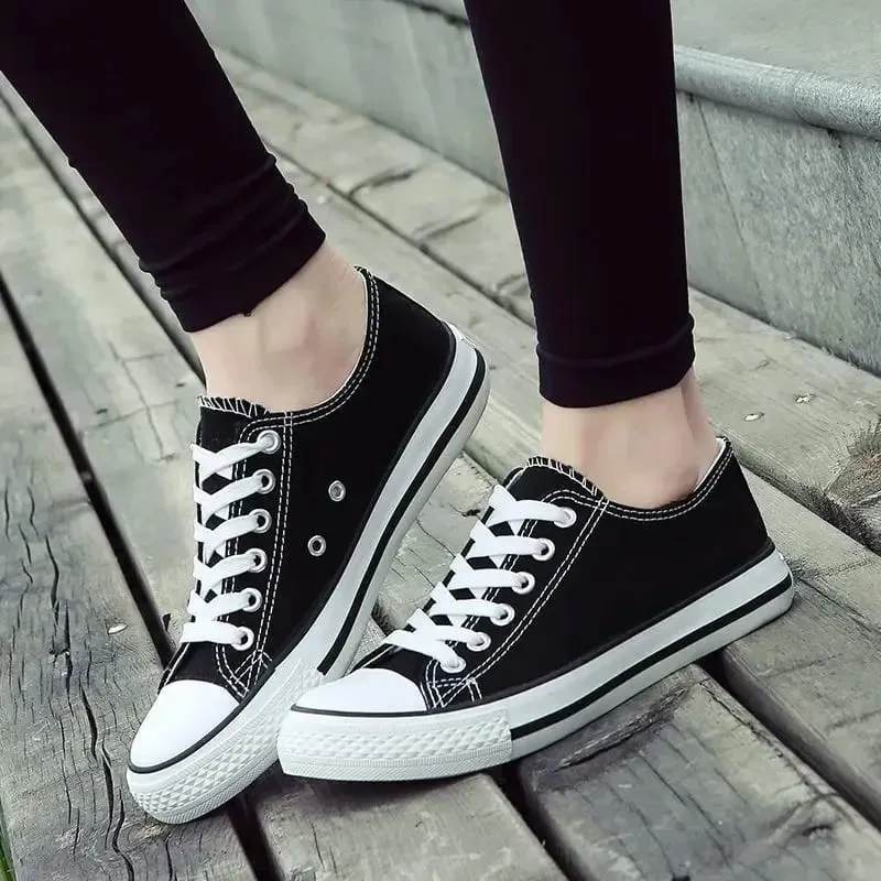 Men's Canvas Shoes Breathable Casual Sneakers Korean Style Versatile Student Flat Heel Low Cut Durable TPR Outsole Fashionable