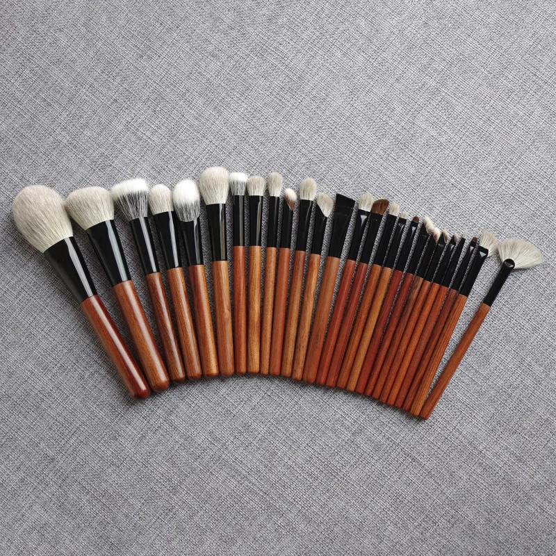 African Rosewood Handle Handmade Makeup Brushes 1pc Snow Fox Goat Hair Face Powder Blush Eye Shadow Brush Synthetic Makeup Brush