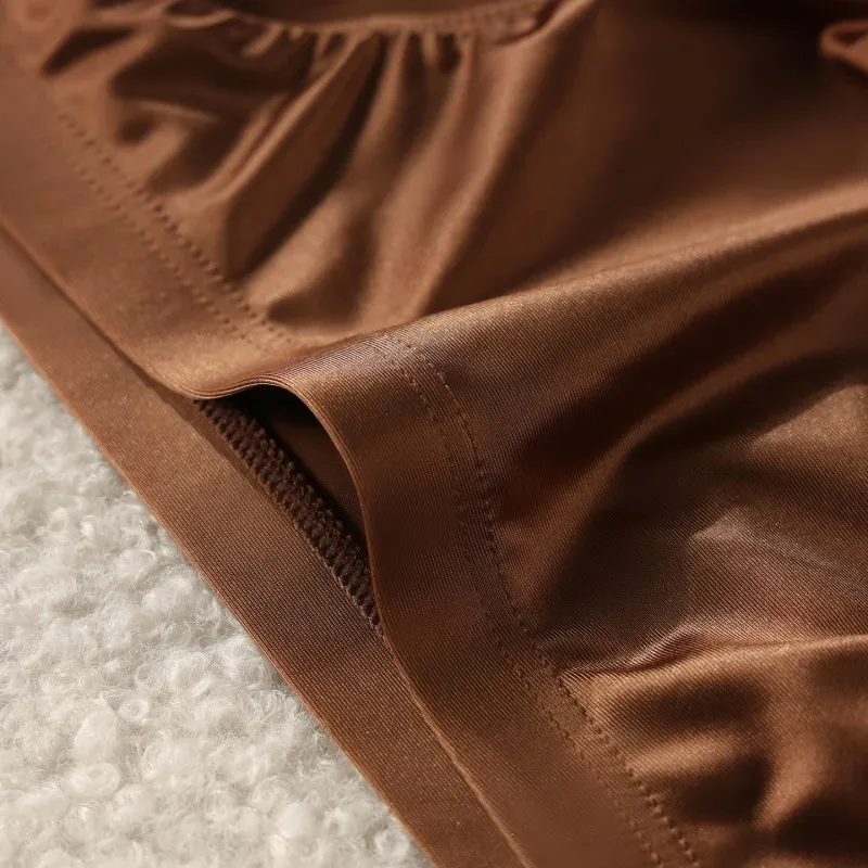 Men Solid Briefs Underwear Man Sexy Glossy Underpants Cuecas Calzoncillos Ropa Interior Hombre Slips Male Pouch Panties — image 5