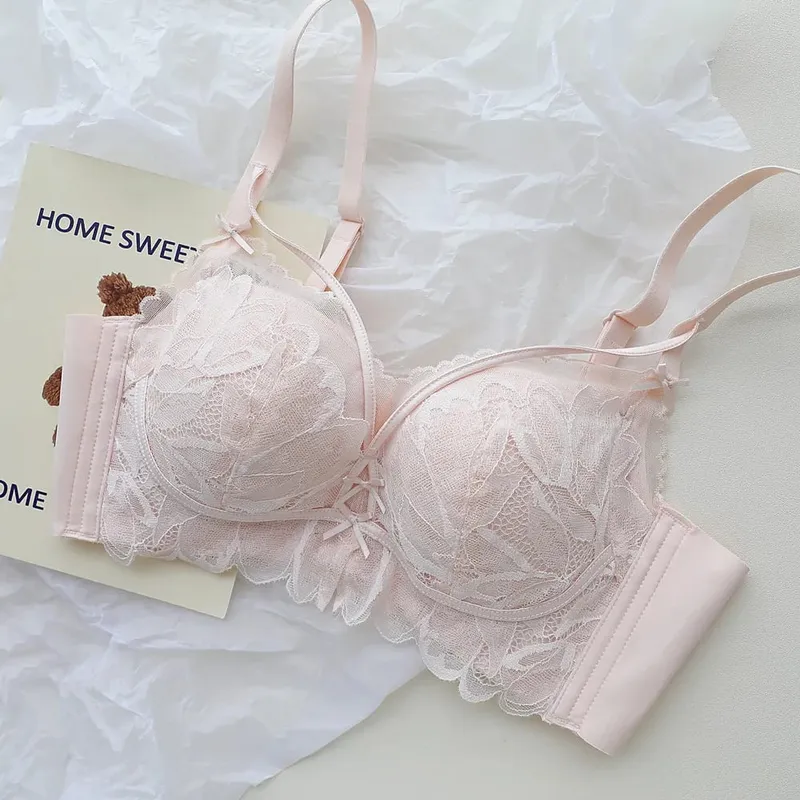 Ladies French Garden Lace Bra Set MOYISU 32-38 AB Wireless Thin Cup Push Up Lift Anti Sag Seksi جنسي Daily Small Bust Lingerie