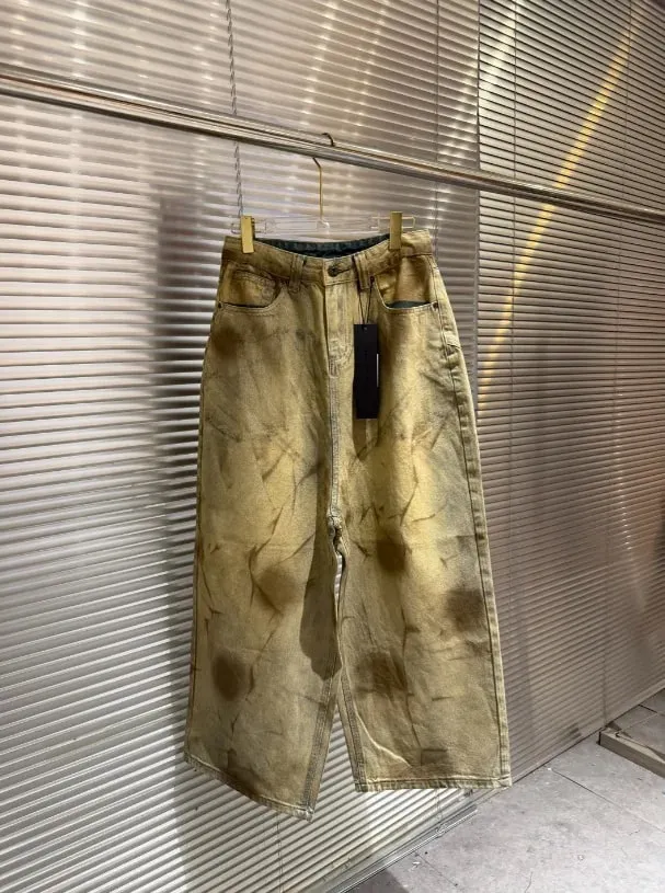 Latui Atelier High-Quality ROSE Stained and Weathered Embroidered Denim Pants with Flared Leg Design jeans