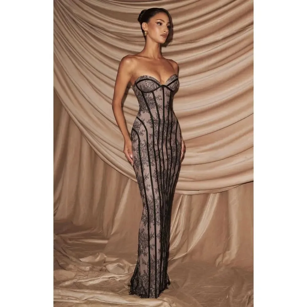 Elegant lace strapless waist cinching long dress with heart-shaped neckline for slimming and formal evening ladies' dress