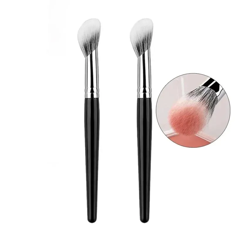 1/2Pcs Peach Heart Blusher Brush Powder Blush Cream Liquid Blush Makeup Brushes Flat Small Precise Blush Brush Makeup Tools