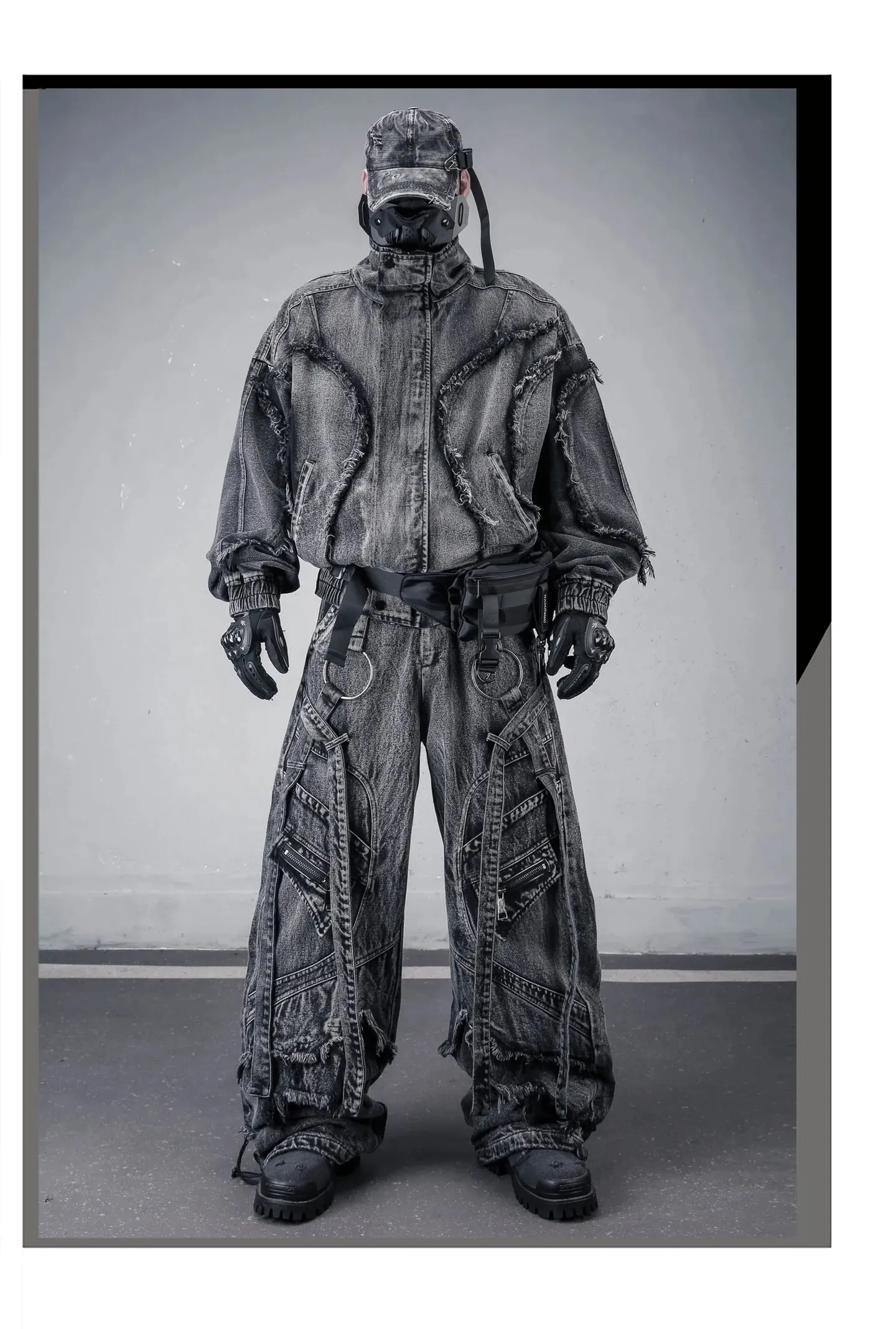 Deconstructed Straps Washed Vintage Cargo Jeans Man Woman Techwear Wasteland Style Wide Leg Tactical Baggy Pants Street Wear