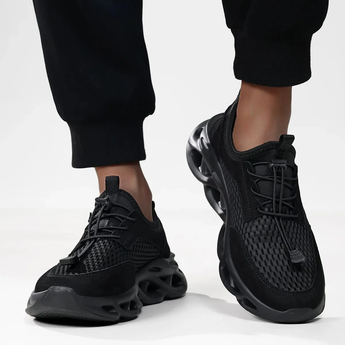 Confortable Men Walking Sneakers Solid Black Fashion