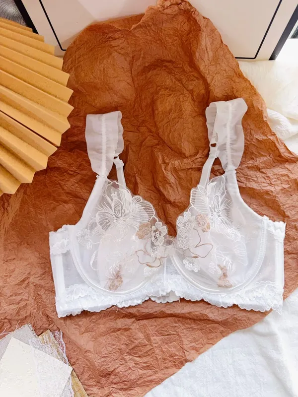 Lace Floral French Bra Set Soft Underwire Ultra Thin Bunny Cup Plus Size Minimizer Bra Sexy Lingerie Set For Women Daily Wear
