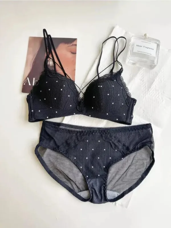 Hot Sale 2026 Sexy Polka Dot Lingerie Set Push Up Small Bust Enhance Side Support Anti Sagging Thin Straps Beautiful Back Bra
