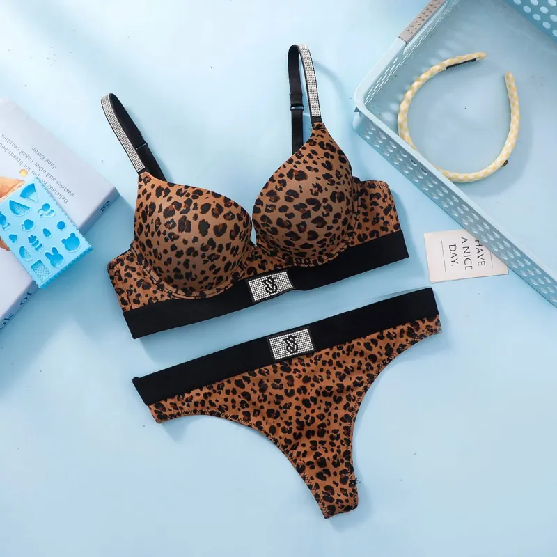 Victoria's Secret Women Bra And Panties Set Lace Push Up Wireless Lingerie Comfortable Breathable Underwear Set