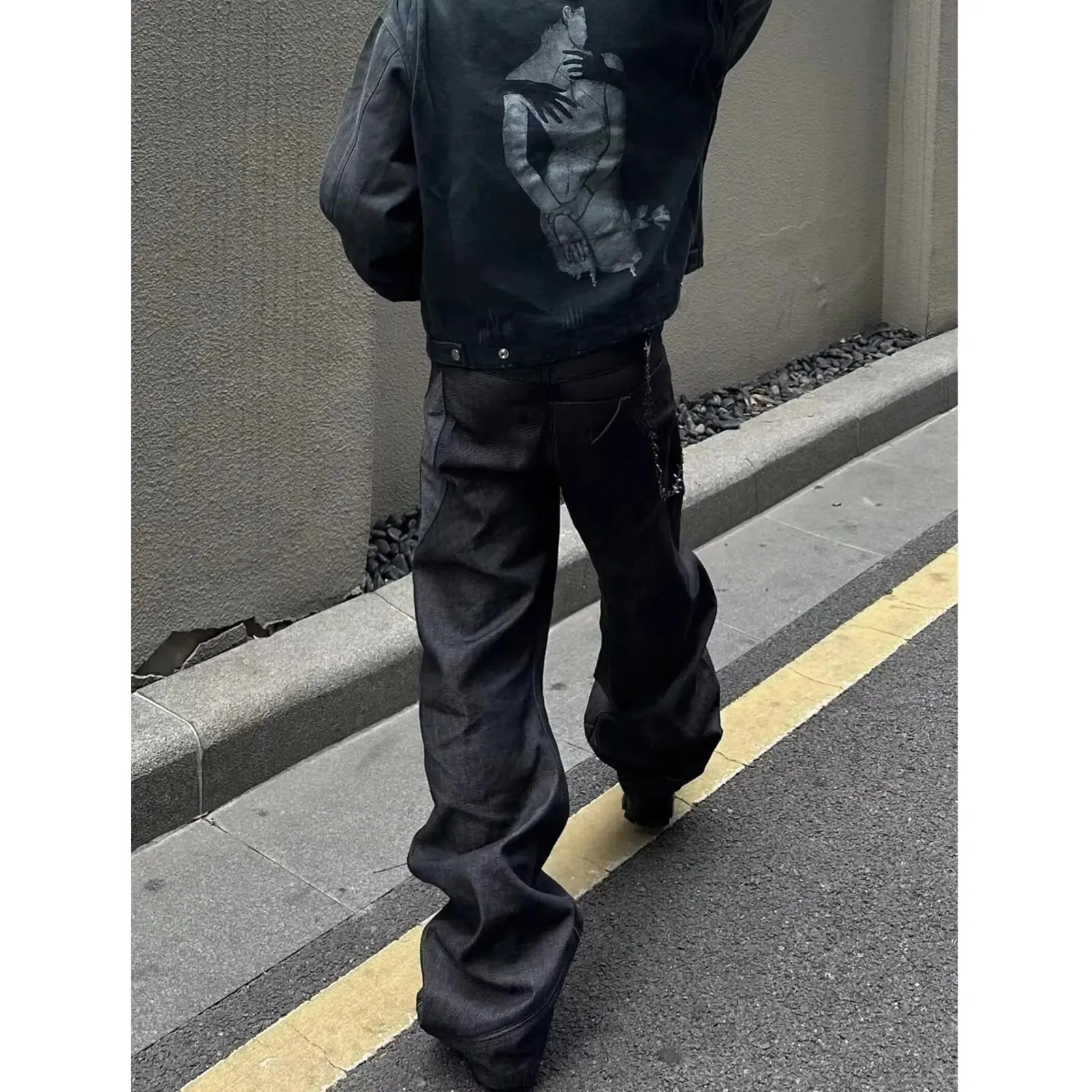 Men's 2025 Fall Trendy Streetwear Black Gray Straight Leg Denim Jeans American Vintage Flared Zippered Floor-Length Pants — image 4