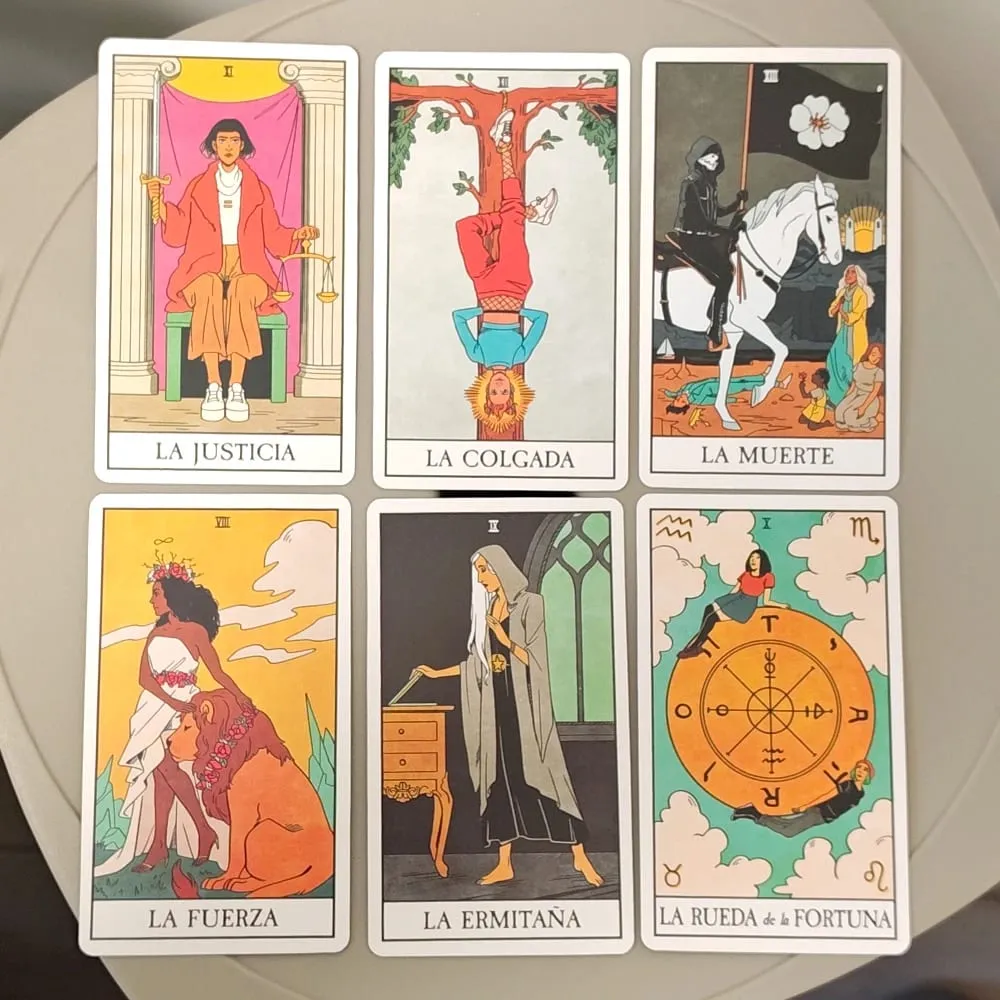 Modern Witch Tarot Deck in Spanish Language 10.3*6cm 78 Pcs Tarot Cards Combine with Diverse Bodies Up-to-the-minute Fashion
