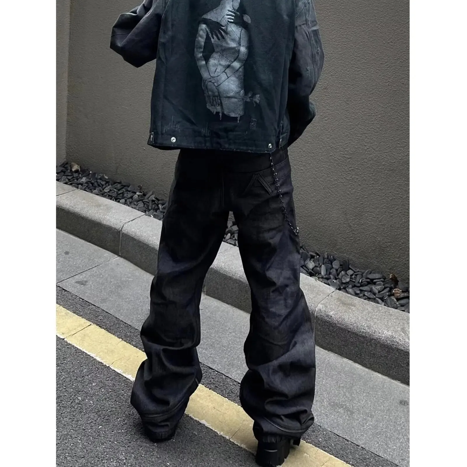Men's 2025 Fall Trendy Streetwear Black Gray Straight Leg Denim Jeans American Vintage Flared Zippered Floor-Length Pants — image 2