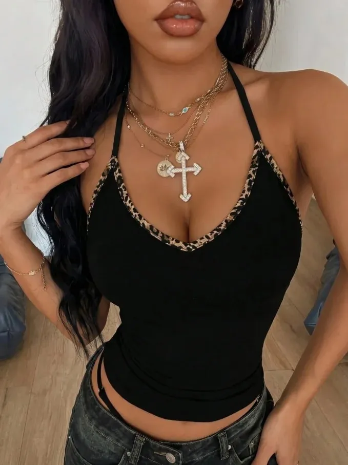 Women Halter V Neck Leopard Print Trim Slim Fit Solid Black Sleeveless Crop Camisole 2026 Summer Y2K Streetwear Going Out Casual