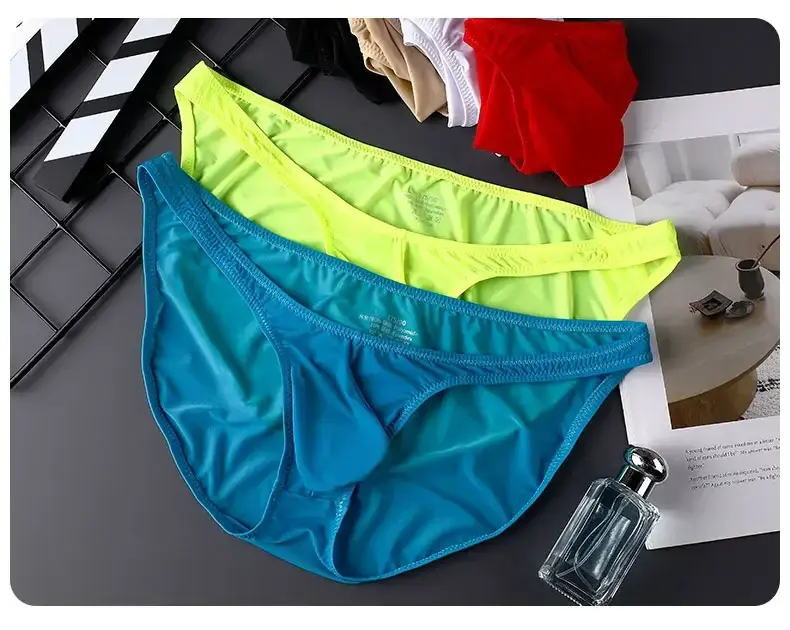 Men's Ice Silk Briefs Sexy Low-Rise U-Pouch Underwear Summer Ultra-Thin Breathable Smooth Panties Quick-Dry Cool Swimming Briefs