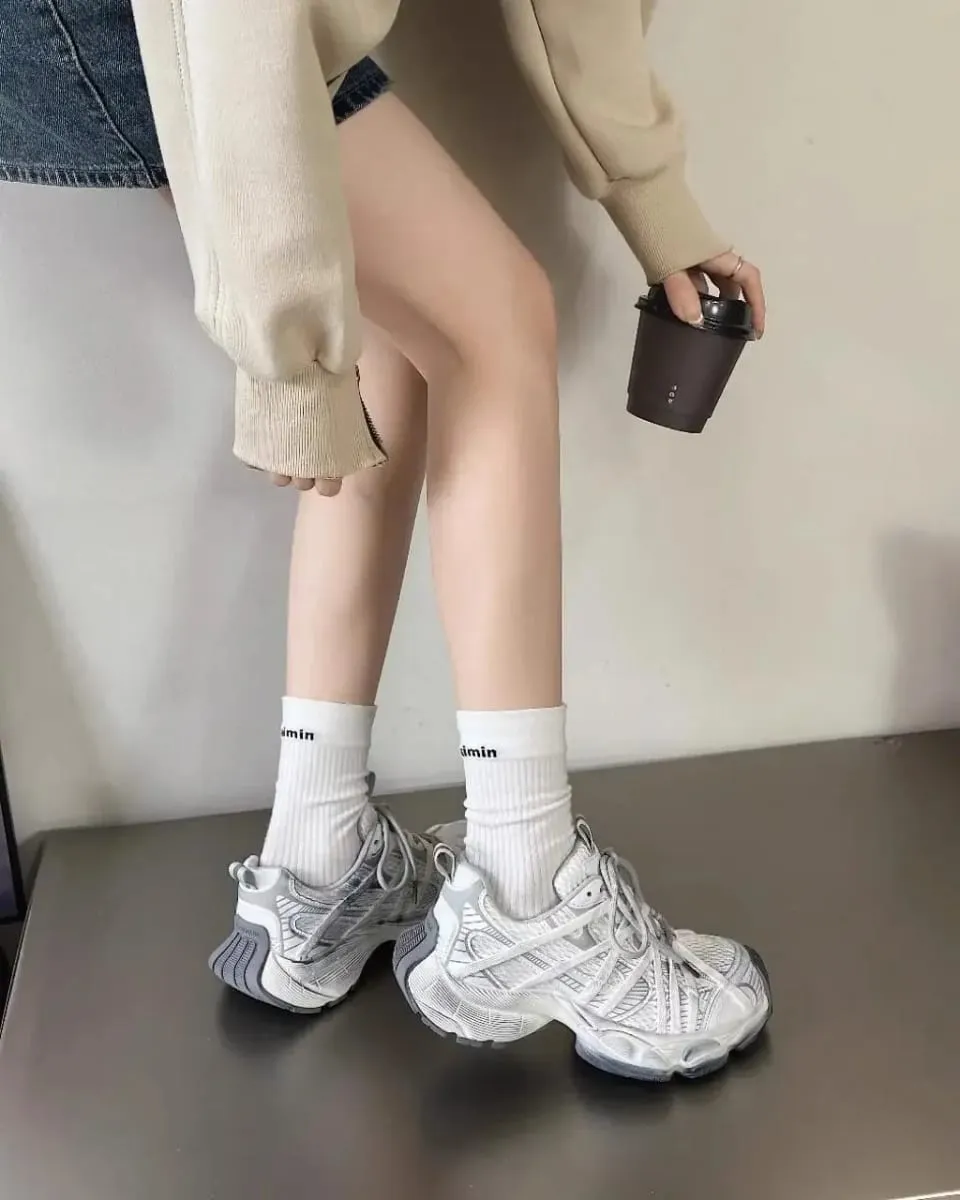 Spring Summer New Style Men Women Dad Shoes Thick Bottom Net Surface Sports Shoes Trendy Versatile Breathable Tie Shoes — image 5