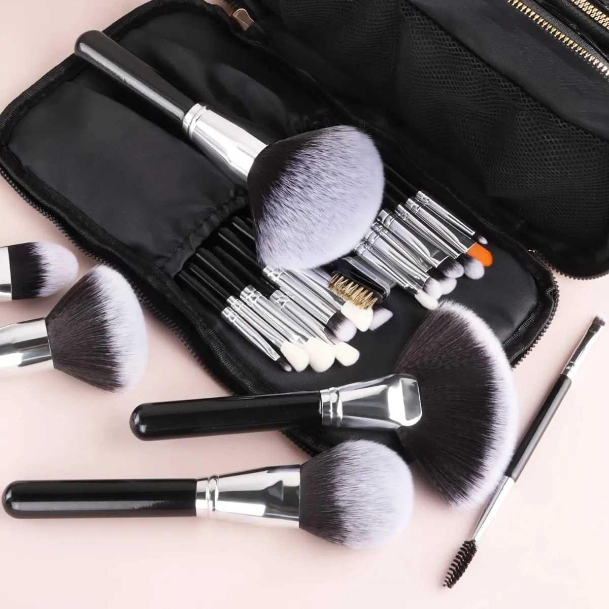 40/30/25/22Pcs Professional Makeup Brush Set with Crocodile Storage Bag Blush Highlight Eyeshadow Brushes for Daily Stage Makeup