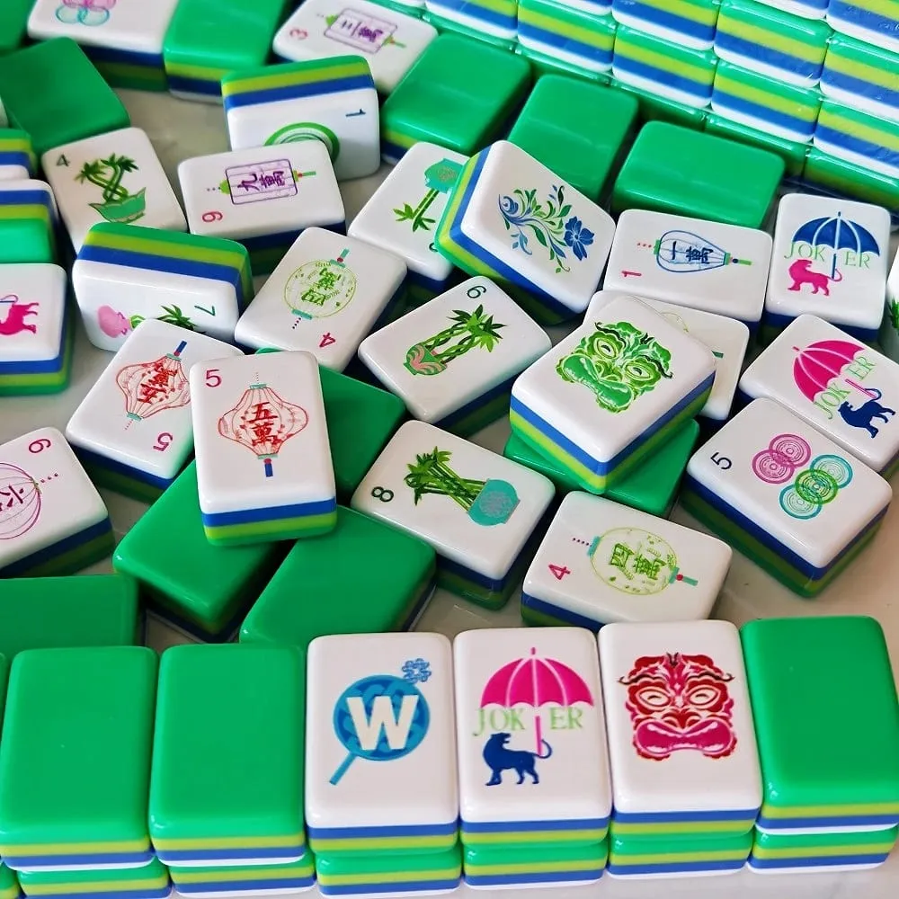 US Stock Green Premium Luxury American Mahjong Set Acrylic Travel Mahjong Tiles Portable Mah Jongg Sets Adult Indoor Board Games — image 3