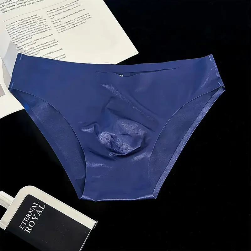 Slip da uomo in seta di ghiaccio Mutandine sexy senza cuciture ultrasottili Asciugatura rapida U Custodia rigonfia Biancheria intima traspirante Mutande lucide di lusso — image 10