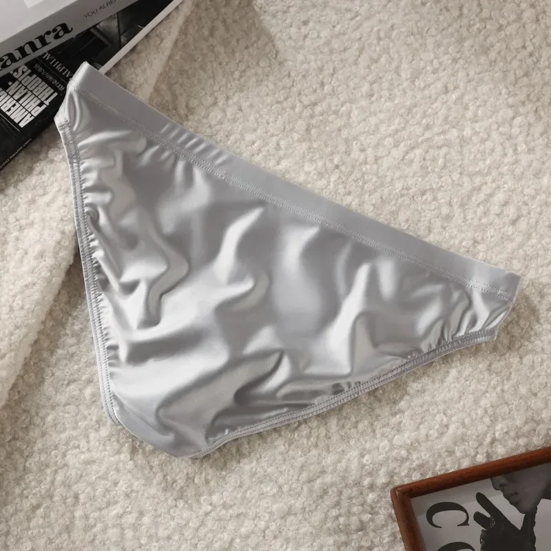 Men Solid Briefs Underwear Man Sexy Glossy Underpants Cuecas Calzoncillos Ropa Interior Hombre Slips Male Pouch Panties — image 4