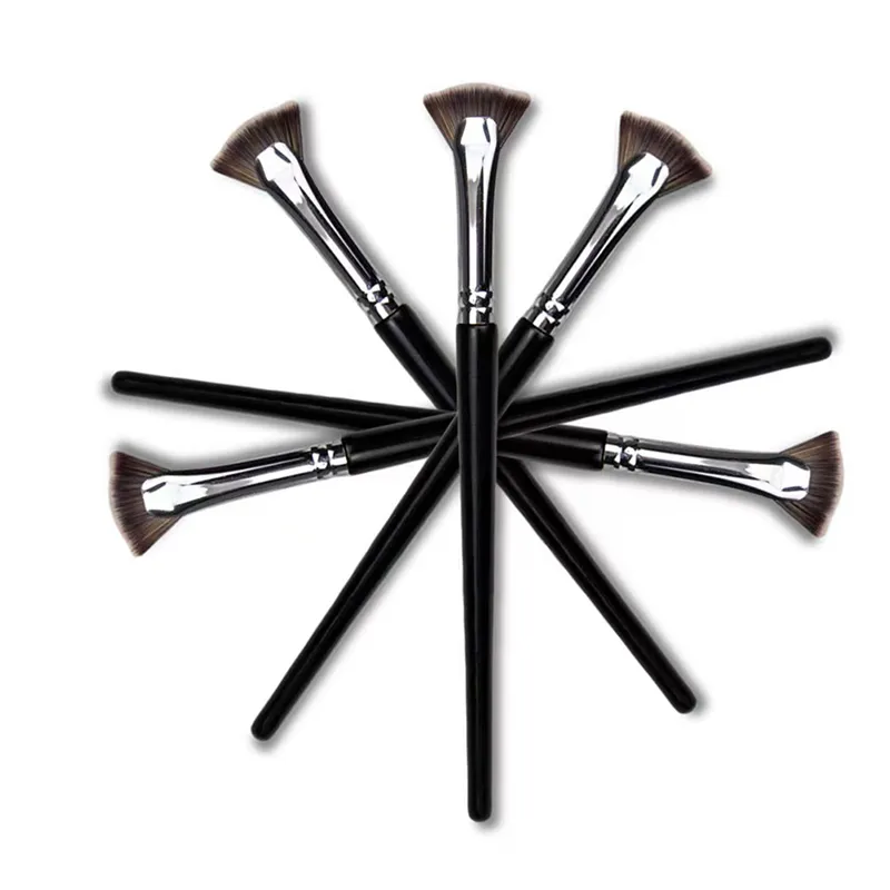 New Fan-shaped Eyelash Brush Soft No Shedding Professional Beauty Eyelash Makeup Brushes Mascara Highlighter Powder Smudge Tool