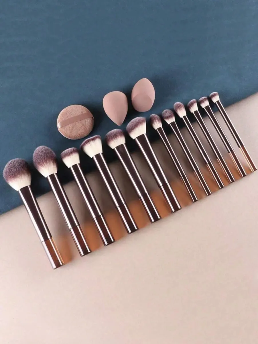 15Pcs Makeup Brushes Set Soft Face Eye Cosmetic Brushes With Beauty Sponge Powder Puff Complete Makeup Tool Kit