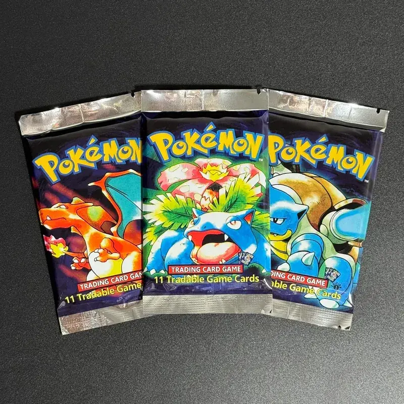 1ST Edition Base Set 1999 Booster Pack TCG Base Set Unlimited Game Cards Pokemon Charizard Blastoise Venusaur PTCG Collectible