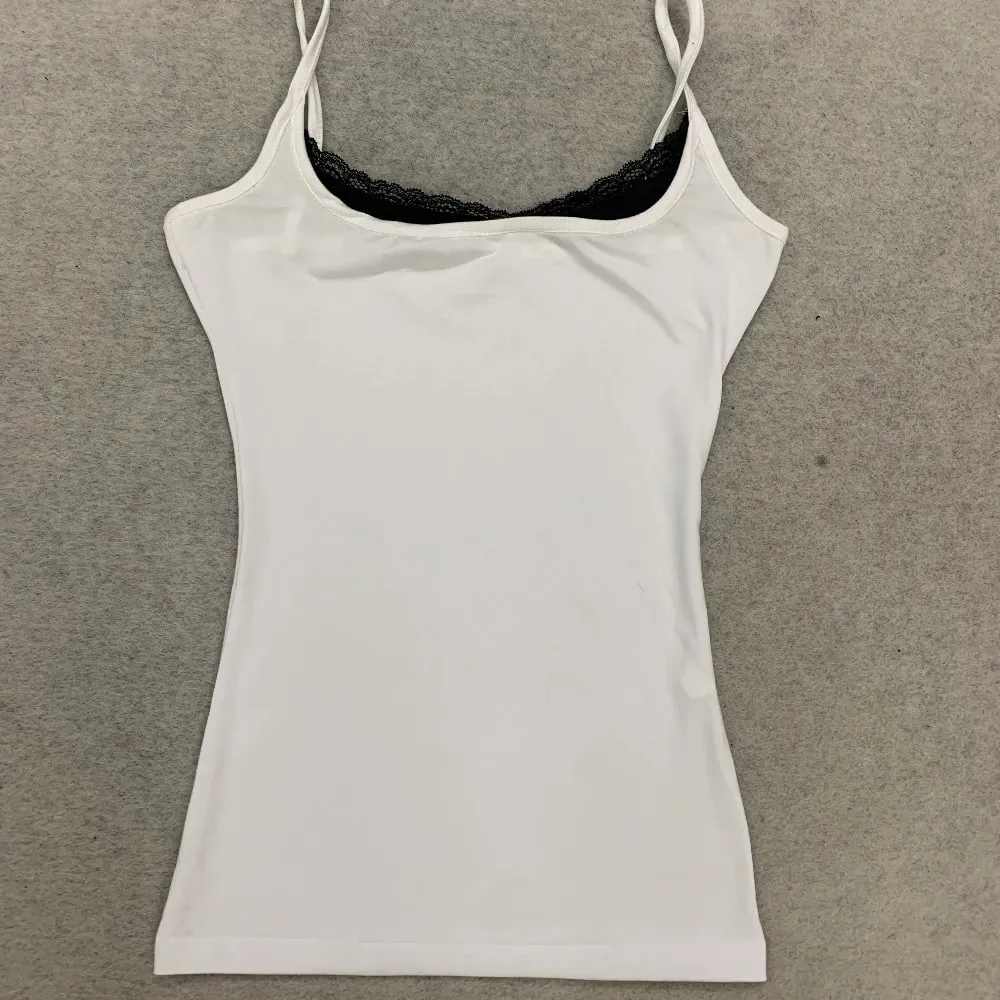 Y2K Hot Girl Solid Color Tank Top with Thin Shoulder Straps Side Lace Splicing Slim Fit Sleeveless Casual Street Strap Top
