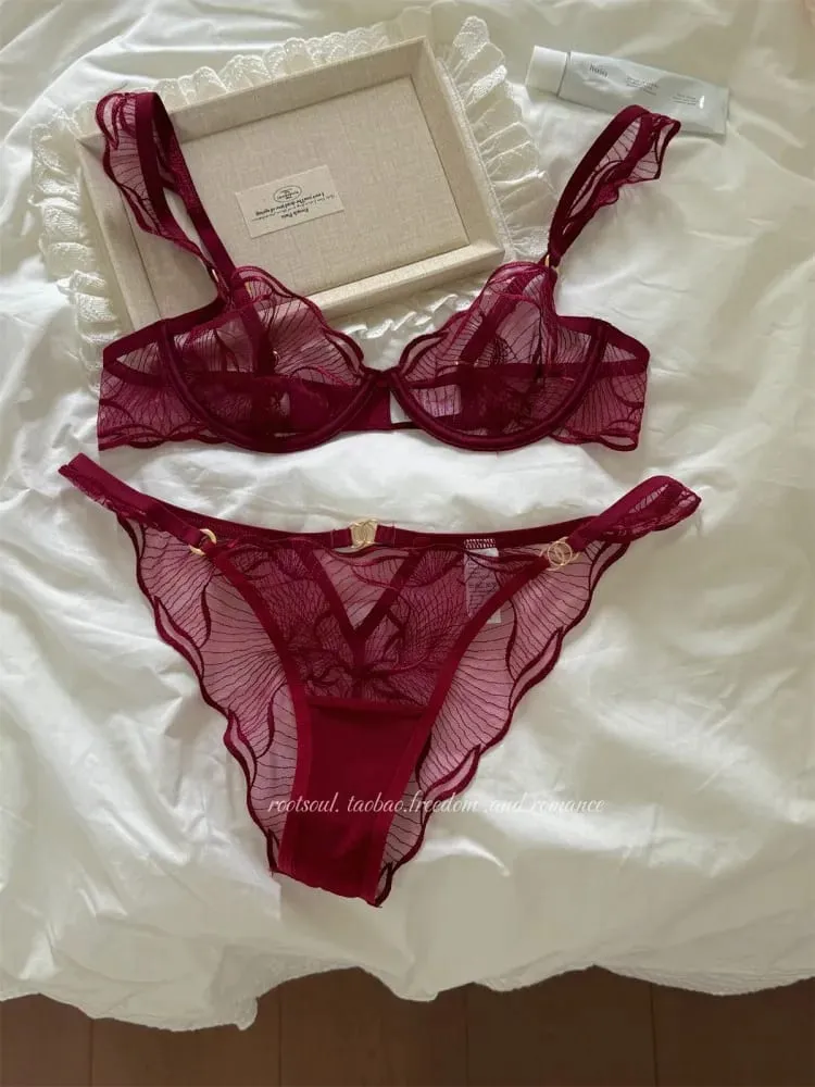 Sexy French Flower Embroidery Lace Bra Set Pure Desire Ultra Thin Push Up Wirefree Comfort Romantic Niche Bralette S-XL​​ MOYISU