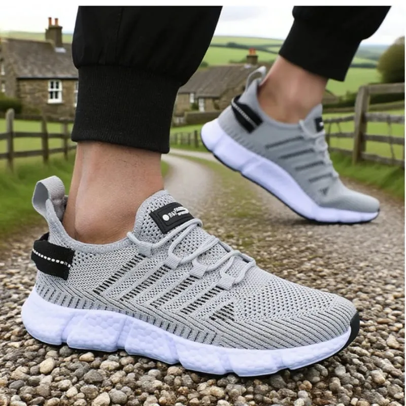 Soft Soled Running Shoes for Men Breathable Mesh Flexible Casual Sneakers Comfortable Sustainable Soles Tennis Training Shoes